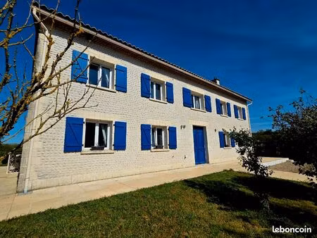 propriété 12 pièces 373m²  piscine  terrain 13 245m²  mare