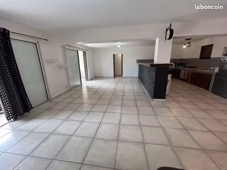 maison t5 a louer