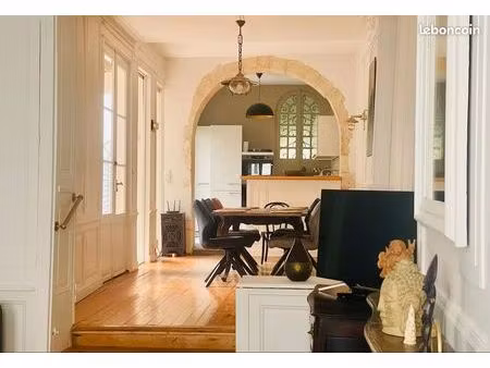 appartement 3 pièces 125 m²