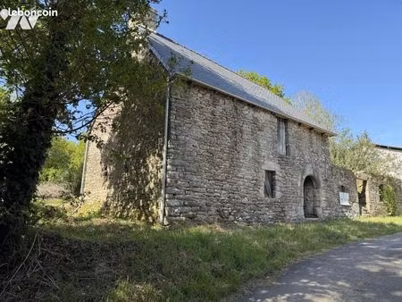 maison 40 m² st gilles du mene