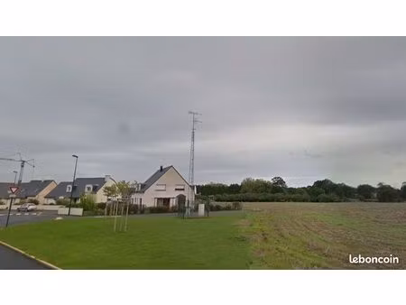 terrain 770 m² lamballe