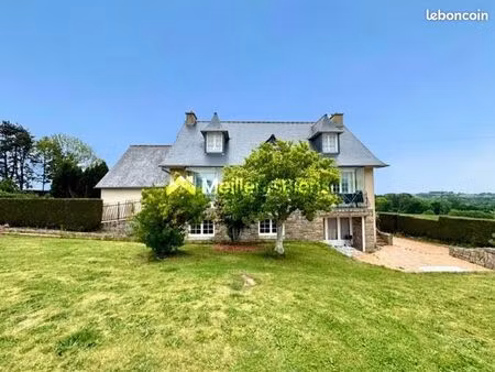 maison 9 pièces 140 m²