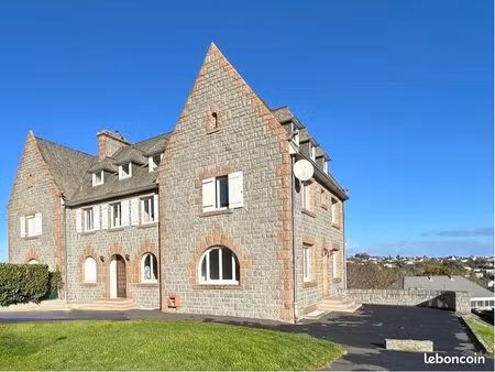 immeuble de rapport composé de 11 appartements / terrain constructible