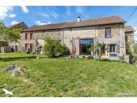 maison 5 pièces 142 m²