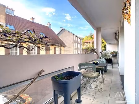 appartement 5 pièces 92 m²