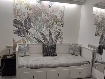 vends studio meublé montbéliard