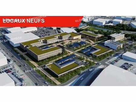 local d'activité 555 m²