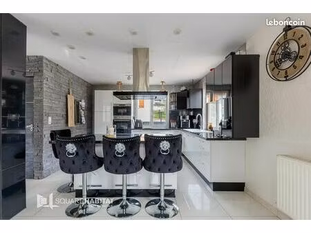 maison 5 pièces 117 m²
