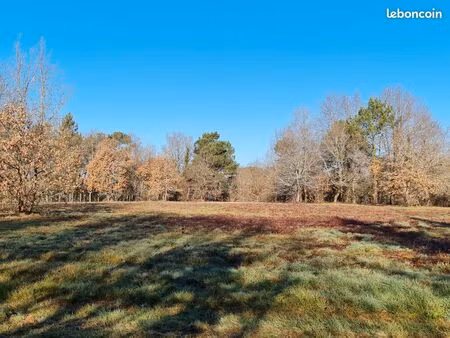 terrain 11 408 m² saint laurent des hommes