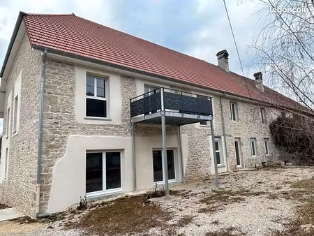 appartement 3 pièces 80 m²
