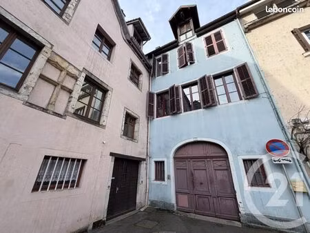 maison 2 pièces 68 m²
