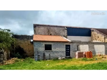 maison en cours de construction