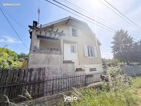 maison 146 m² - 3 chambres avec piscine et terrain – neuvic
