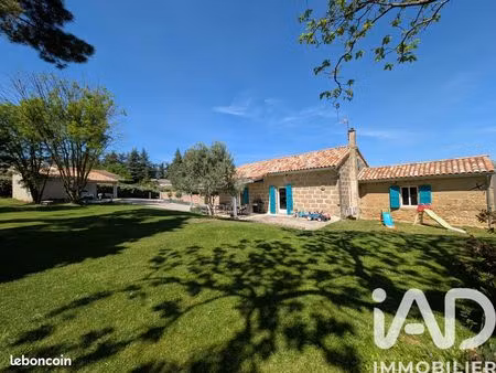 maison 5 pièces 205 m²