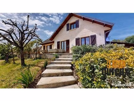 maison 6 pièces 133 m²
