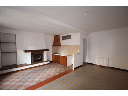 location appartement 2 pièces à aubigné-racan (72800) : à louer 2 pièces / 50m² aubigné-ra