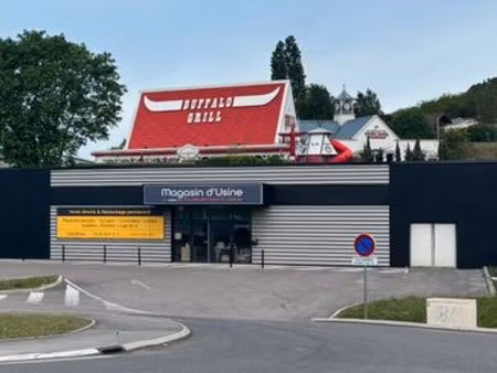 local commercial numéro 1