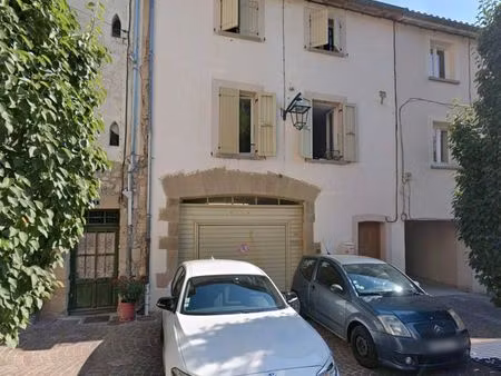 maison de ville avec garage en rdc - très bon état (récemment rénovée) - grande pièce à vi