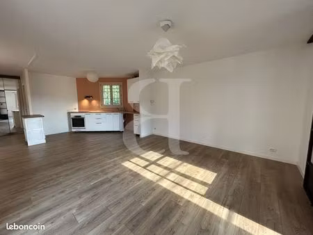 appartement 3 pièces 67 m²
