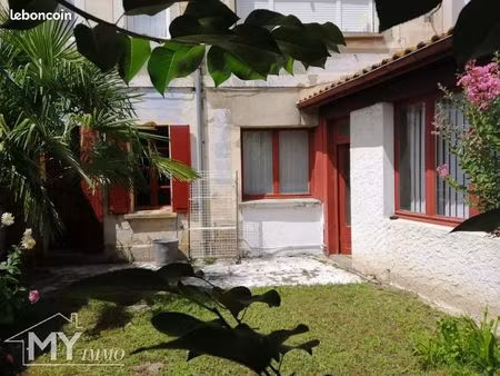 local 135 m² bergerac