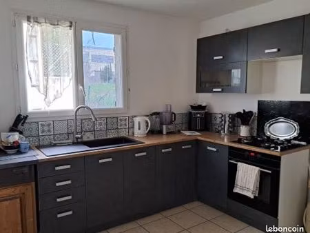 vente villa independantetres bon etat avec garage terrain