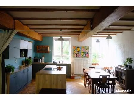 grâne – appartement de caractère 160 m² avec parc  vue et lumière