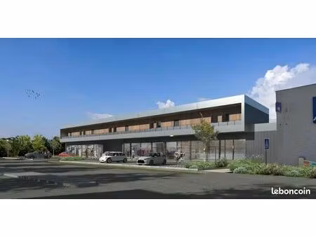 local commercial 309 m²