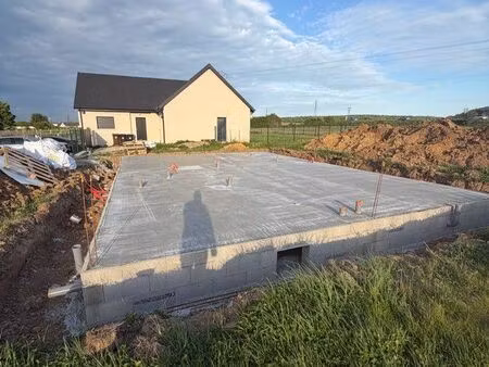 ? maison 92 m² en cours de construction – terrain 532 m² – pitres