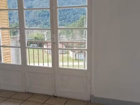 a23 - f3 à louer aux pieds des cévennes