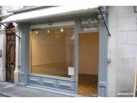 local commercial 30 m² sommières