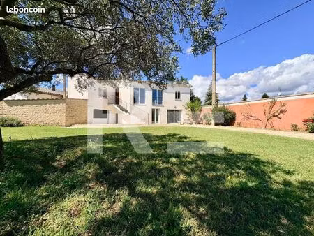villa 4 pièces 87 m²