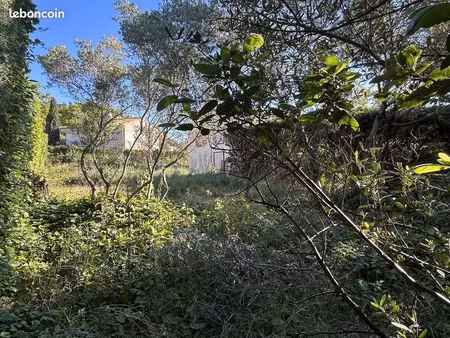 terrain 319 m² calvisson