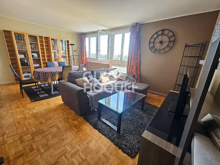 appartement 3 pièce(s) 70 m2