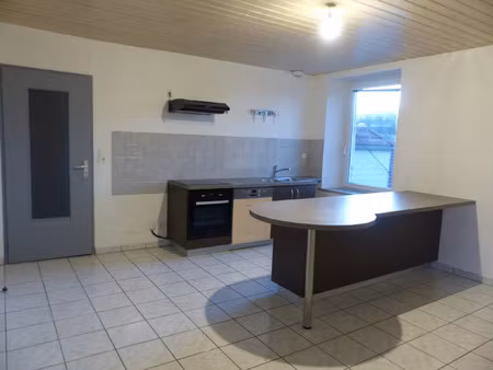 location appartement 3 pièces 85 m² à le russey (25210)