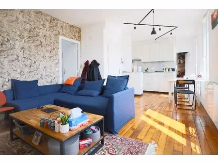 appartement 2 pièces refait à neuf solidarite carnot