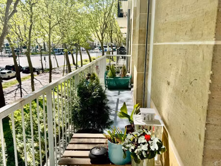 4 pièces avec balcon - cave et parking box