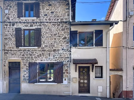 maison de ville charmante 3 chambres avec extérieur à rafraich
