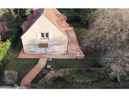 maison gien 133 m² t-4 à vendre  272 000 €