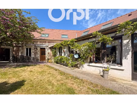 maison grandfresnoy 201.5 m² t-6 à vendre  252 000 €