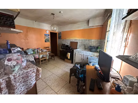 maison sénas m² t-4 à vendre  128 000 €