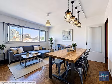 t2 43 m² à rénover - secteur timone - étage élevé et vue dégagée