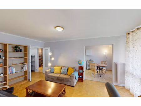 location appartement  m² t-2 à saint-étienne  445 €