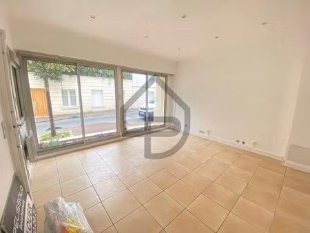 location bureau 55m² - rueil malmaison