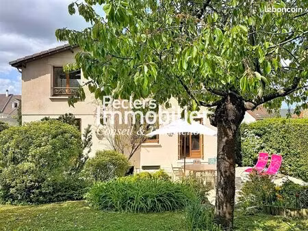 maison 7 pièces 172 m²