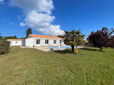 maison familiale 147 m² avec piscine - proche mer  environnement calme