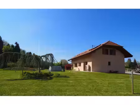 location maison  m² t-5 à scientrier  2 200 €