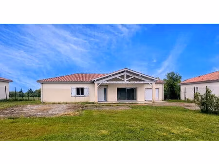 vente maison 5 pièces  117.59m²  villeneuve