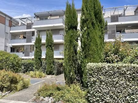 lalande - t3 avec terrasse et parking