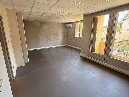 bureau à vendre