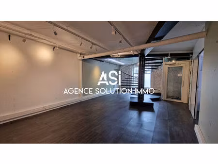 local commercial avec possibilite de division en 2 lots 1 appartement et 1 locval